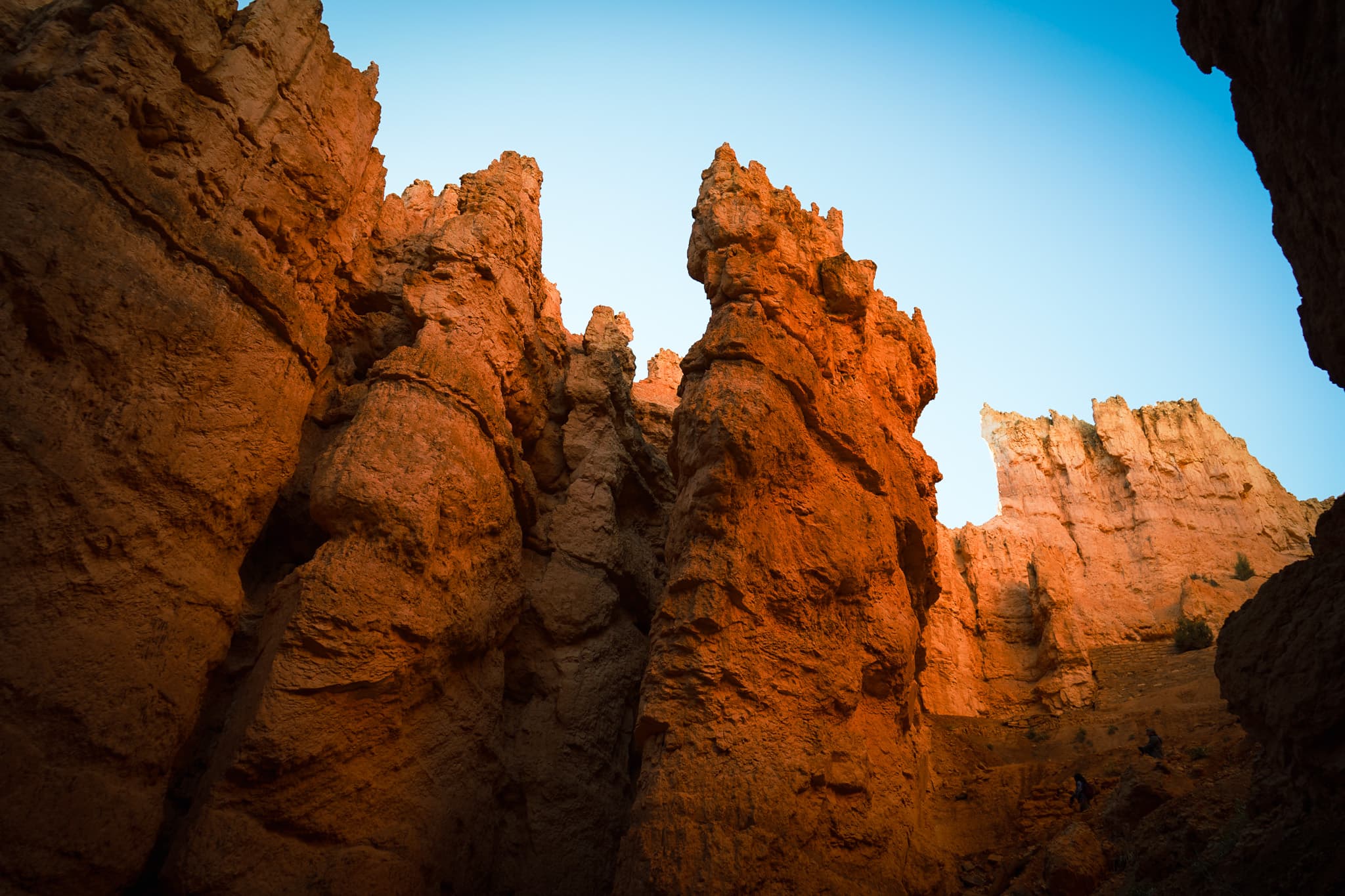 Hoodoo shadows